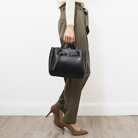 ロエベ LOEWE バッグ レディース 2WAYハンド/ショルダーバッグ [ラゾ] ブラック  329 74 Z71 1100