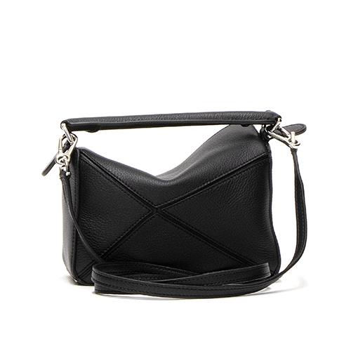 ロエベ LOEWE ショルダーバッグ ミニパズルバッグ ブラック MINI PUZZLE BAG 322.30.U95 1100