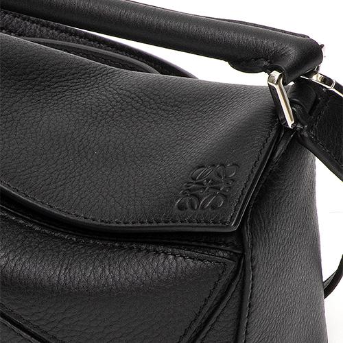 ロエベ LOEWE ショルダーバッグ ミニパズルバッグ ブラック MINI PUZZLE BAG 322.30.U95 1100