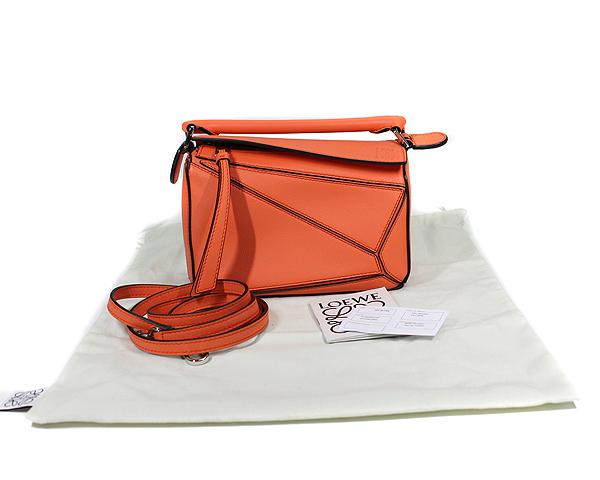 ロエベ LOEWE バッグ ショルダーバッグ 2WAY ミニ パズルバッグ クラシックカーフ オレンジ シルバー金具  レディース 322.30.U95