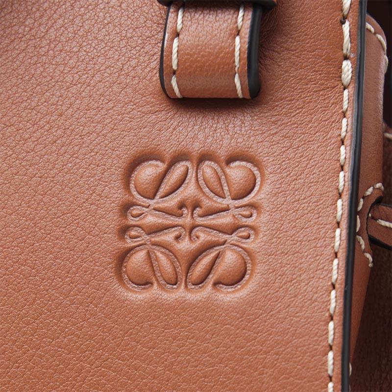 ロエベ LOEWE ショルダーバッグ 3WAY ブラウン レディース ギフト プレゼント 旅行 レザー 本革  ハンモック ミニ 31439 v07 2924