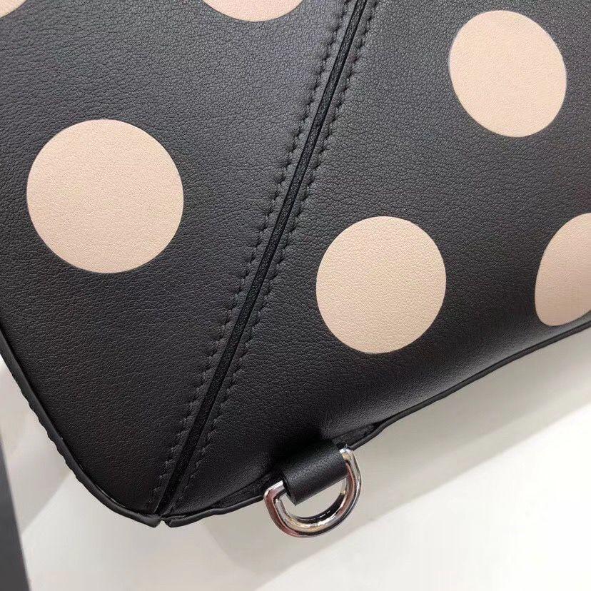 ロエベ LOEWE パズルバッグ ハンドバッグ カタオシ Puzzle 322.12CS28