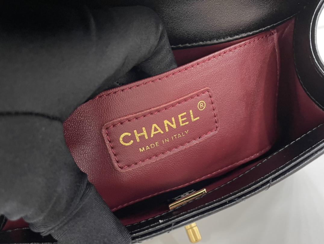 シャネル CHANEL ミニ フラップバック カーフスキン ブラック AS2615 B05973 94305