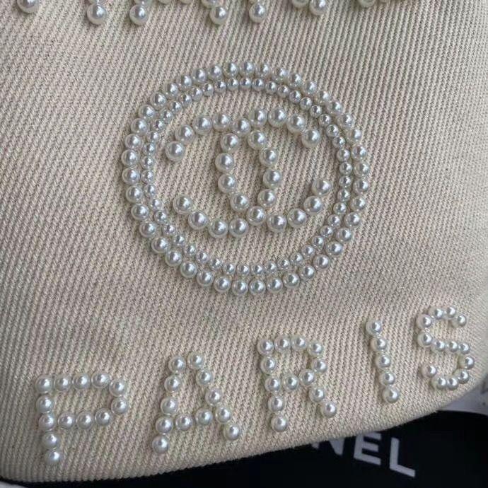 シャネル CHANEL スモールハンドバッグ ショルダーバッグ 巾着 AS1045