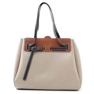 ロエベLOEWE トートバッグ ベージュ レディース レザー 本革 ギフト プレゼント ラゾ ショッパー 32956 z23 1130