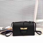 ロエベバッグ LOEWE ショルダーバッグ 2WAY レディース ギフト プレゼント レザー 本革   バルセロナ 30274-np39-1100​