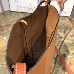 ロエベ LOEWE ショルダーバッグ レディース プレゼント ギフト レザー 本革 通勤  ゲート バケット 32112 u13 4294