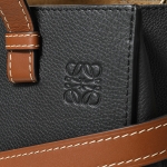 LOEWE ロエベ レザー トートバッグ ショルダーバッグ  鞄 レディース 321.12.U60