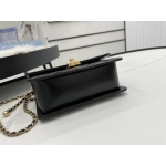 シャネル CHANEL ミニ フラップバック カーフスキン ブラック AS2615 B05973 94305