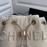 シャネル CHANEL スモールハンドバッグ ショルダーバッグ 巾着 AS1045