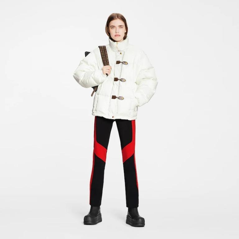 Louis Vuitton モノグラムアクセントピロウパファ 1A9L0Z ジャケット 