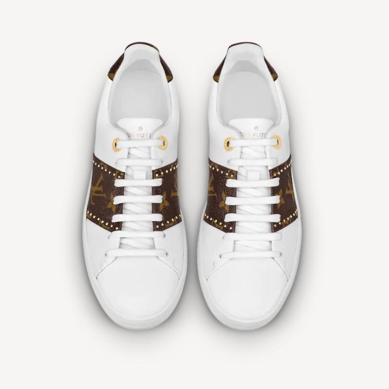 Louis Vuitton モノグラム・スタッズ スニーカー 1A8FJA