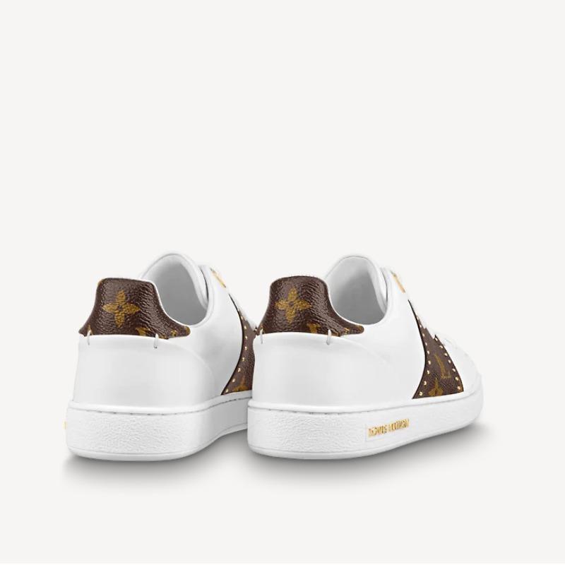 Louis Vuitton モノグラム・スタッズ スニーカー 1A8FJA