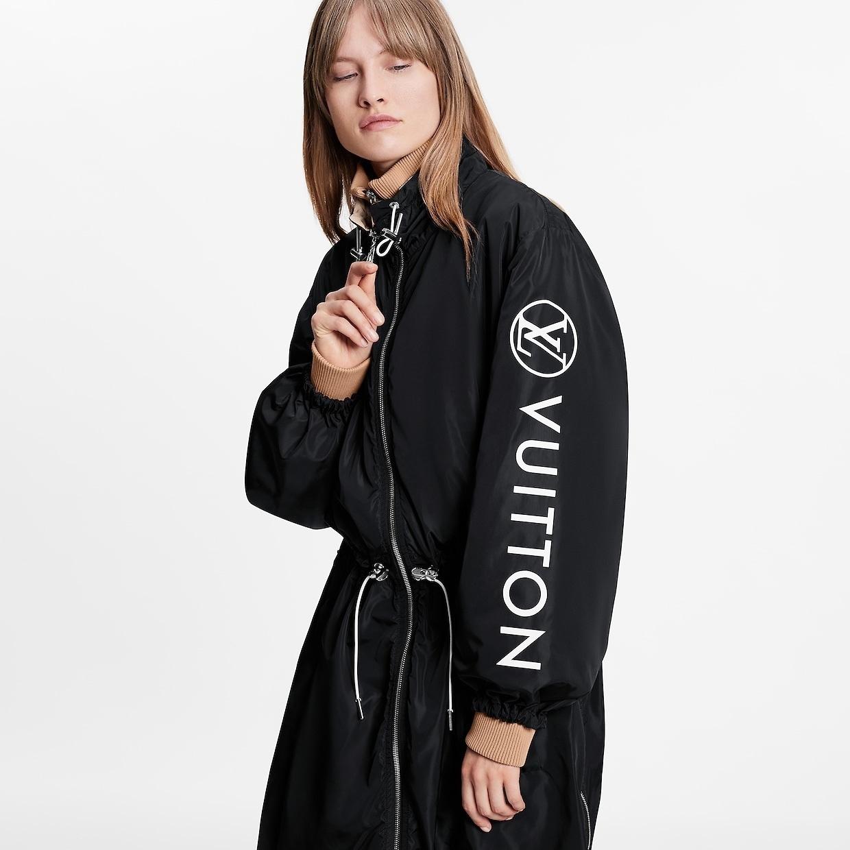 ルイ ヴィトンLouis Vuitton スポーティ ロング パーカ 1A91OO