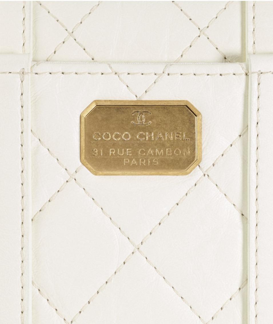 CHANEL シャネル ミニ フラップ バッグ ショルダー ロゴ AS2695 B06361 10601