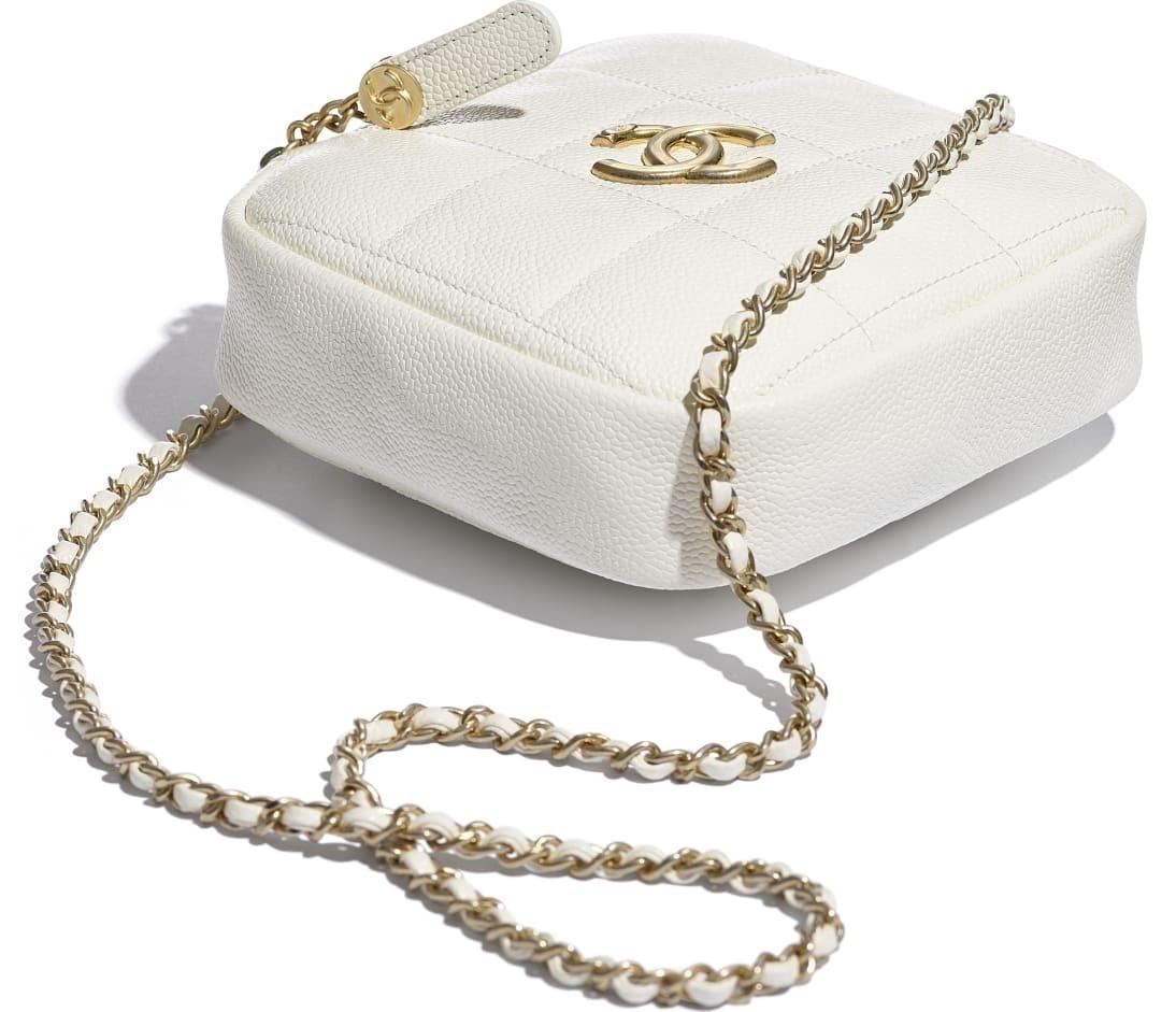 シャネル CHANEL スモール ダイヤモンド ショルダーバッグ AS2201 B04571 10601
