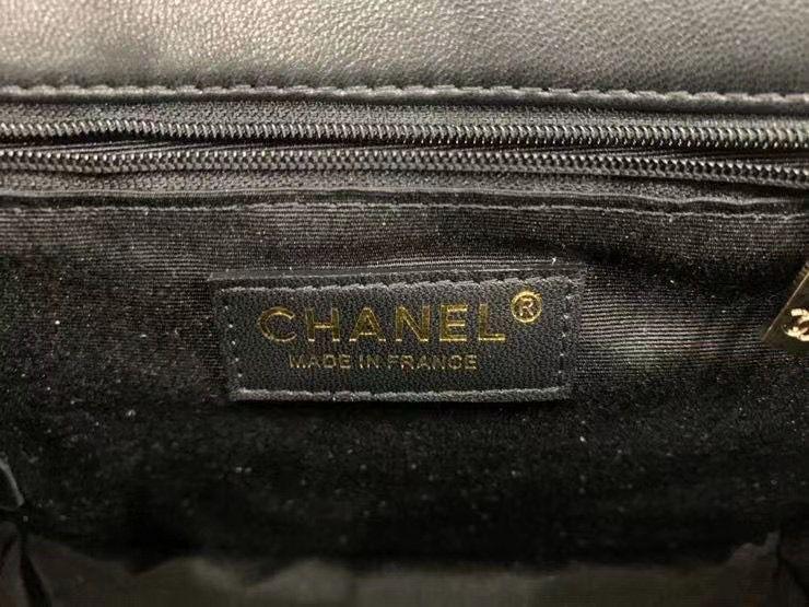 CHANEL ミニ メッセンジャー ショルダーバッグ グレインド カーフスキン ブラック AS2465 B05440 94305