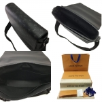 LOUIS VUITTON ルイヴィトン モノグラム ショルダーバッグ ディストリクト MM NV2 M45271