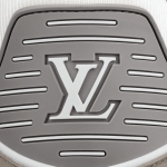 LOUIS VUITTON LVトレイナー・ライン スニーカー 1A8KBO