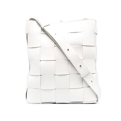 ボッテガヴェネタ BOTTEGA VENETA スムースレザー メッセンジャーバッグ ショルダーバッグ 649601 VMAY1 9007