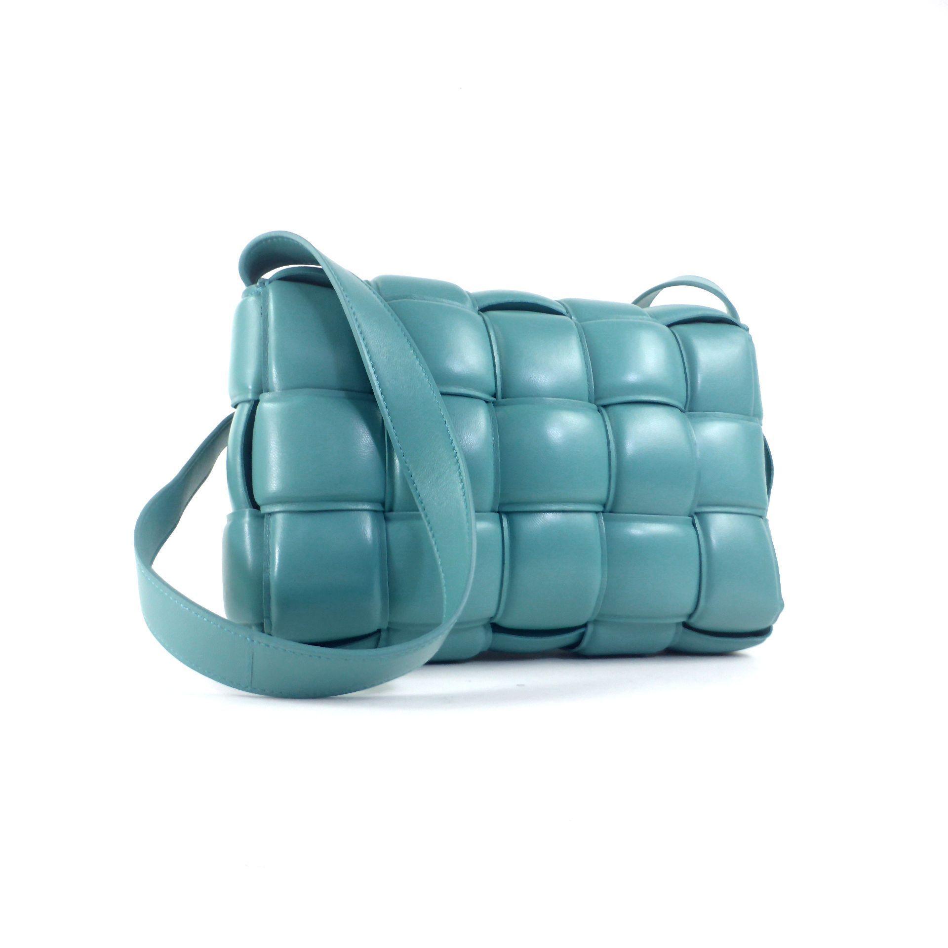 ボッテガヴェネタ BOTTEGA VENETA ショルダーバッグ クロスボディバッグ レディース マキシイントレチャート 591970 VCQR1 3608