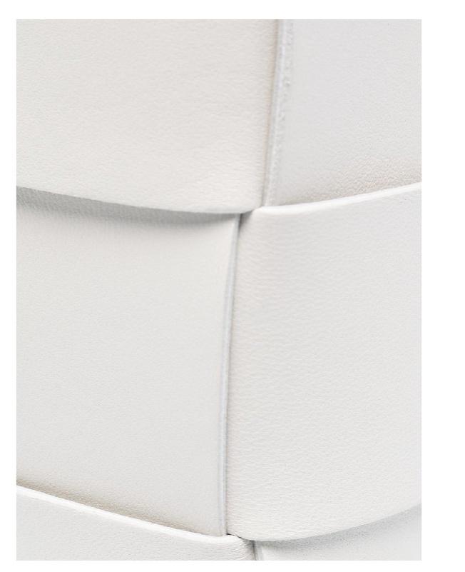 ボッテガヴェネタ BOTTEGA VENETA スムースレザー メッセンジャーバッグ ショルダーバッグ 649601 VMAY1 9007
