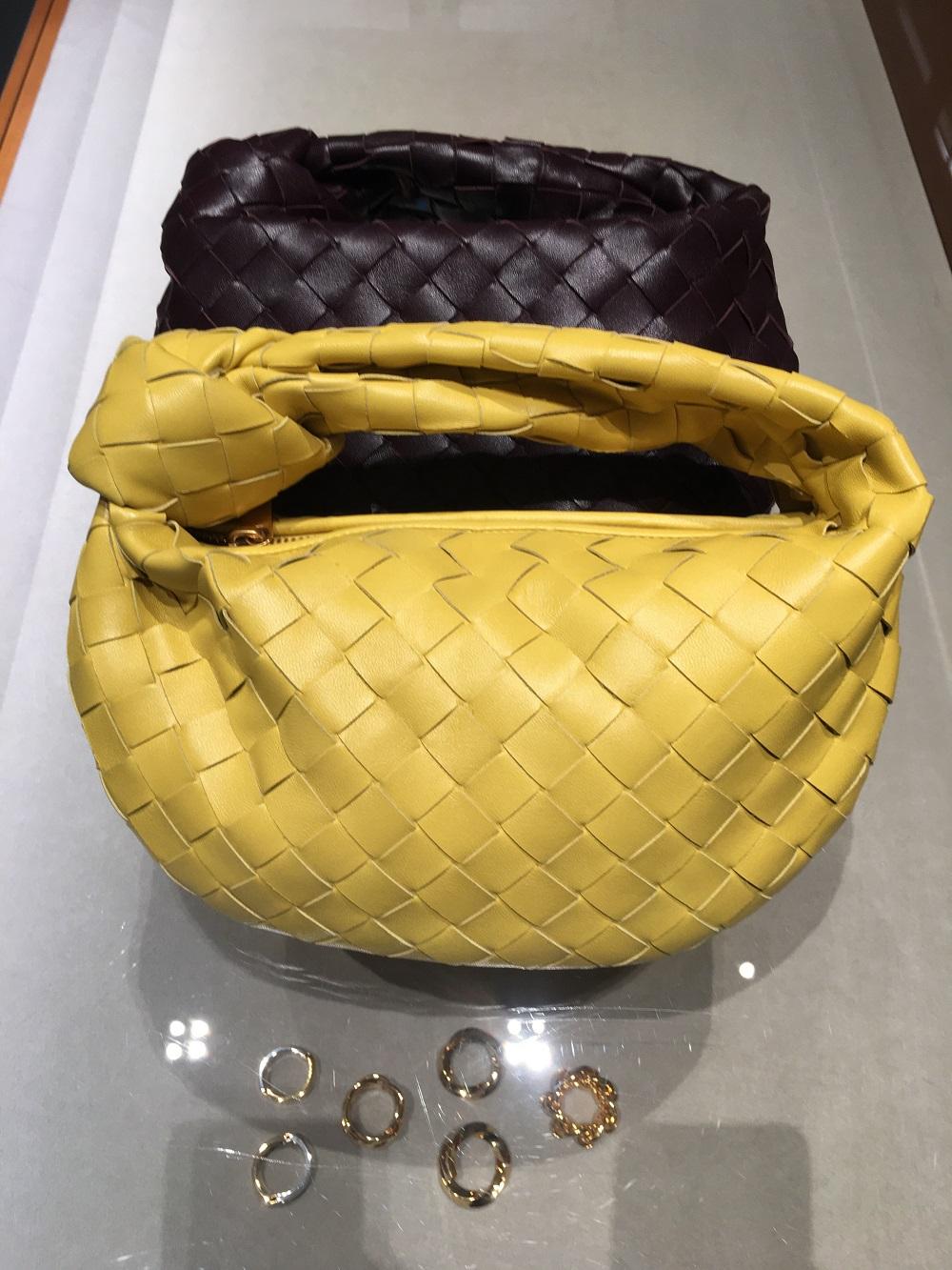 ボッテガヴェネタ BOTTEGA VENETA THE JODIE イントレチャート ミニ ホーボー 651876 VCPP5 7130