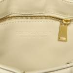 ボッテガ ヴェネタ BOTTEGA VENETA ザ・チェーン カセット クロスボディバッグ ショルダーバッグ 631421 VBWZ0 9782