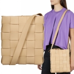ボッテガヴェネタ BOTTEGA VENETA スムースレザー メッセンジャーバッグ ショルダーバッグ 649601 VMAY1 2700