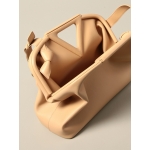 ボッテガヴェネタ BOTTEGA VENETA ハンドバッグ 2WAY ザ・トライアングル レディース 652446 VCP40 2700