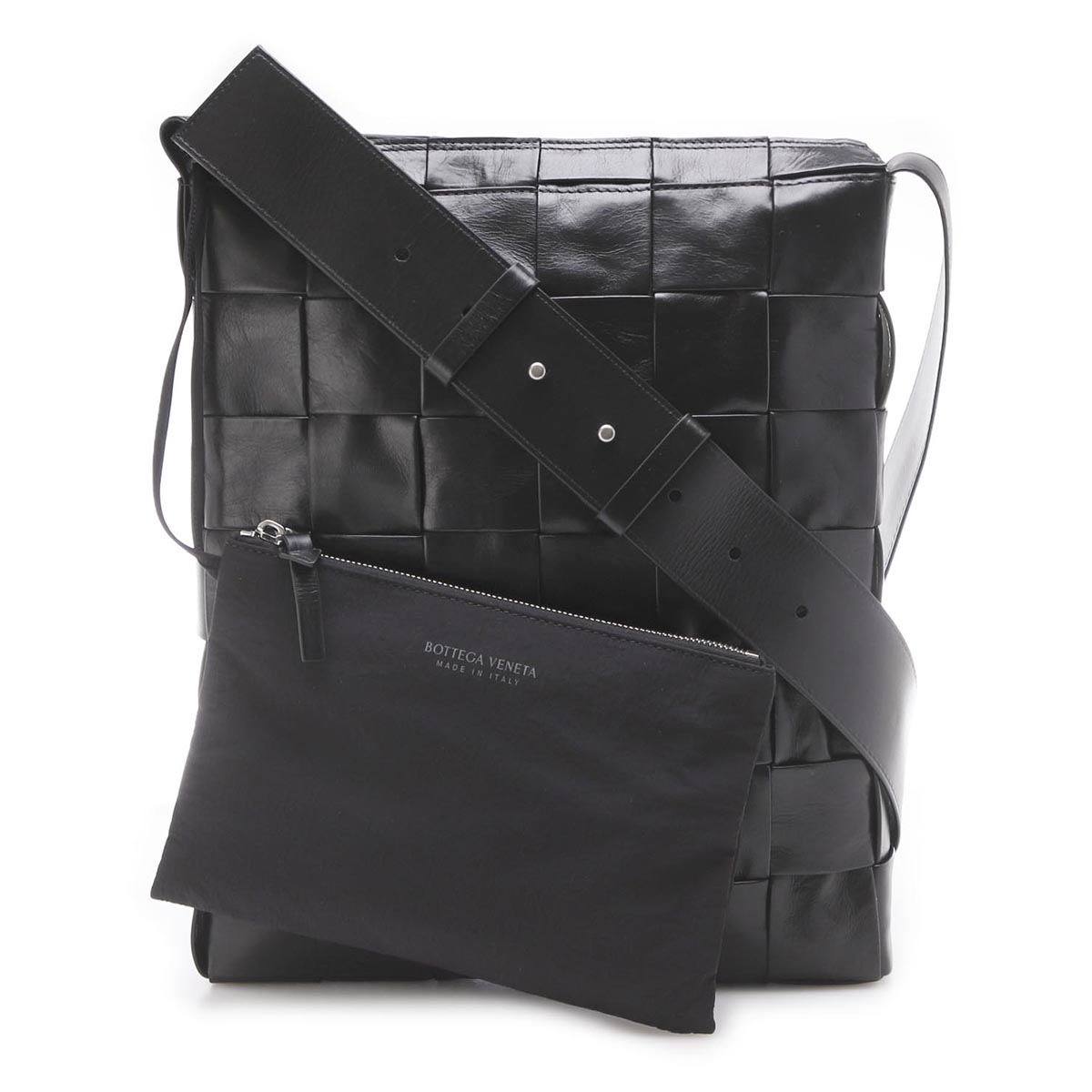 ボッテガヴェネタ イントレチャート ペーパーカーフレザー メッセンジャーバッグ ブラック ショルダーバッグ 651480 VCQ71 8803