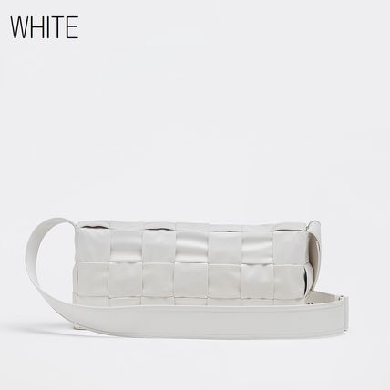 ボッテガヴェネタ BOTTEGA VENETA ユニセックス ザ・ストレッチ カセット ショルダーバッグ 629068 VCQ71 9005