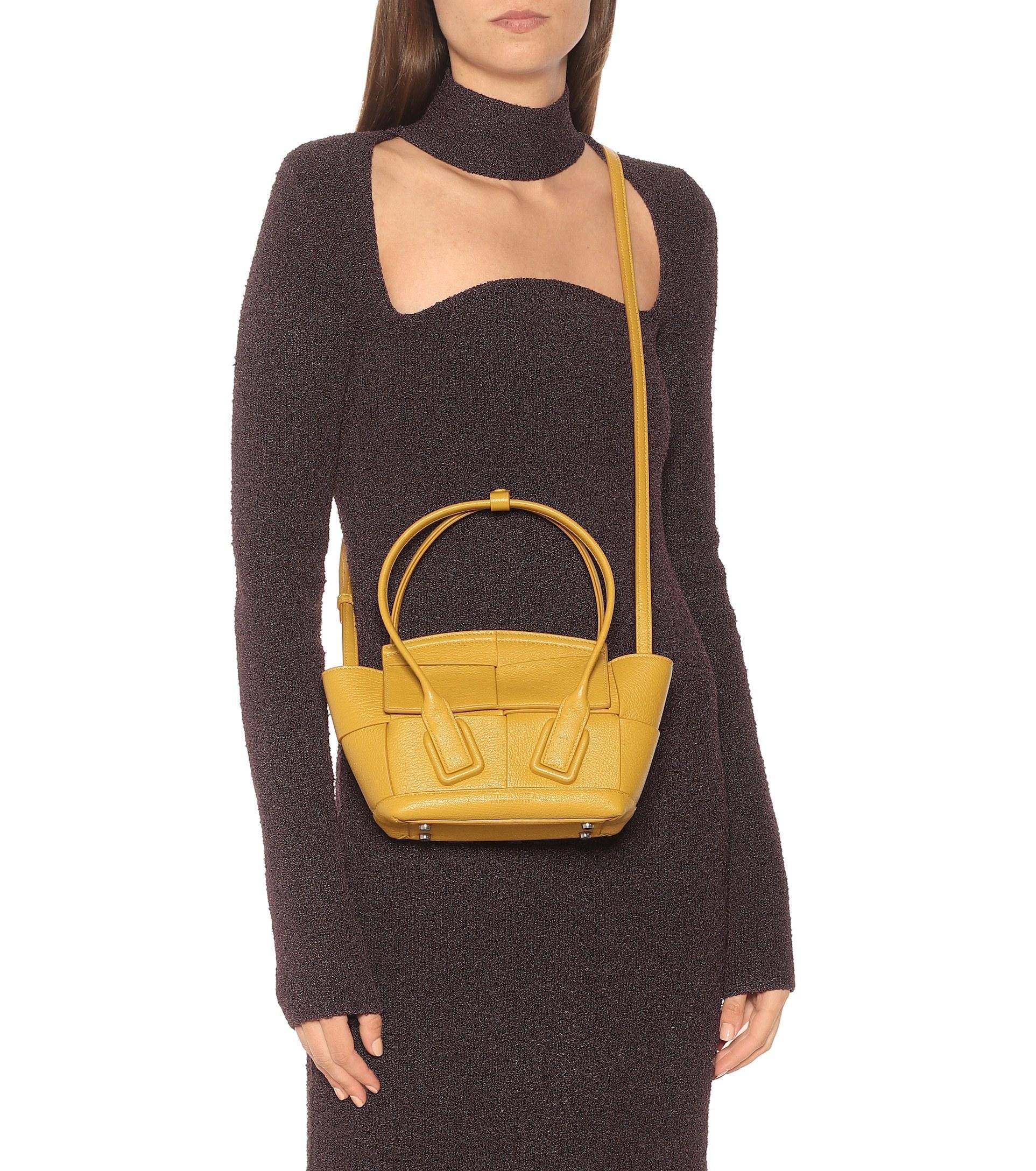 ボッテガヴェネタ BOTTEGA VENETA ハンドバッグ 2WAY レディース  ミニ ザ・アルコ GOAT 600606-va981-7717​