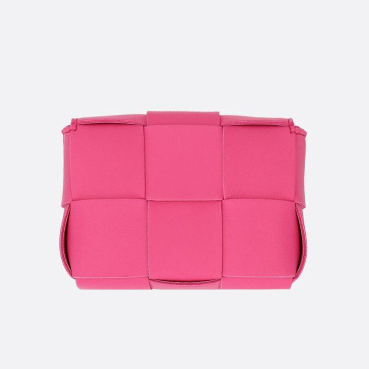 ボッテガベネタ BOTTEGA VENETA イントレチャートレザーミニバッグ ザ・カセット 666688 VMAY1 5618