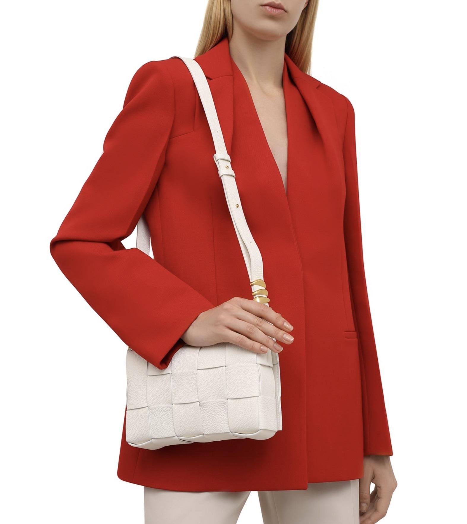 ボッテガベネタ Bottega Veneta クロスボディ イントレチャートレザー カセットショルダーバッグ 666870V17H19009