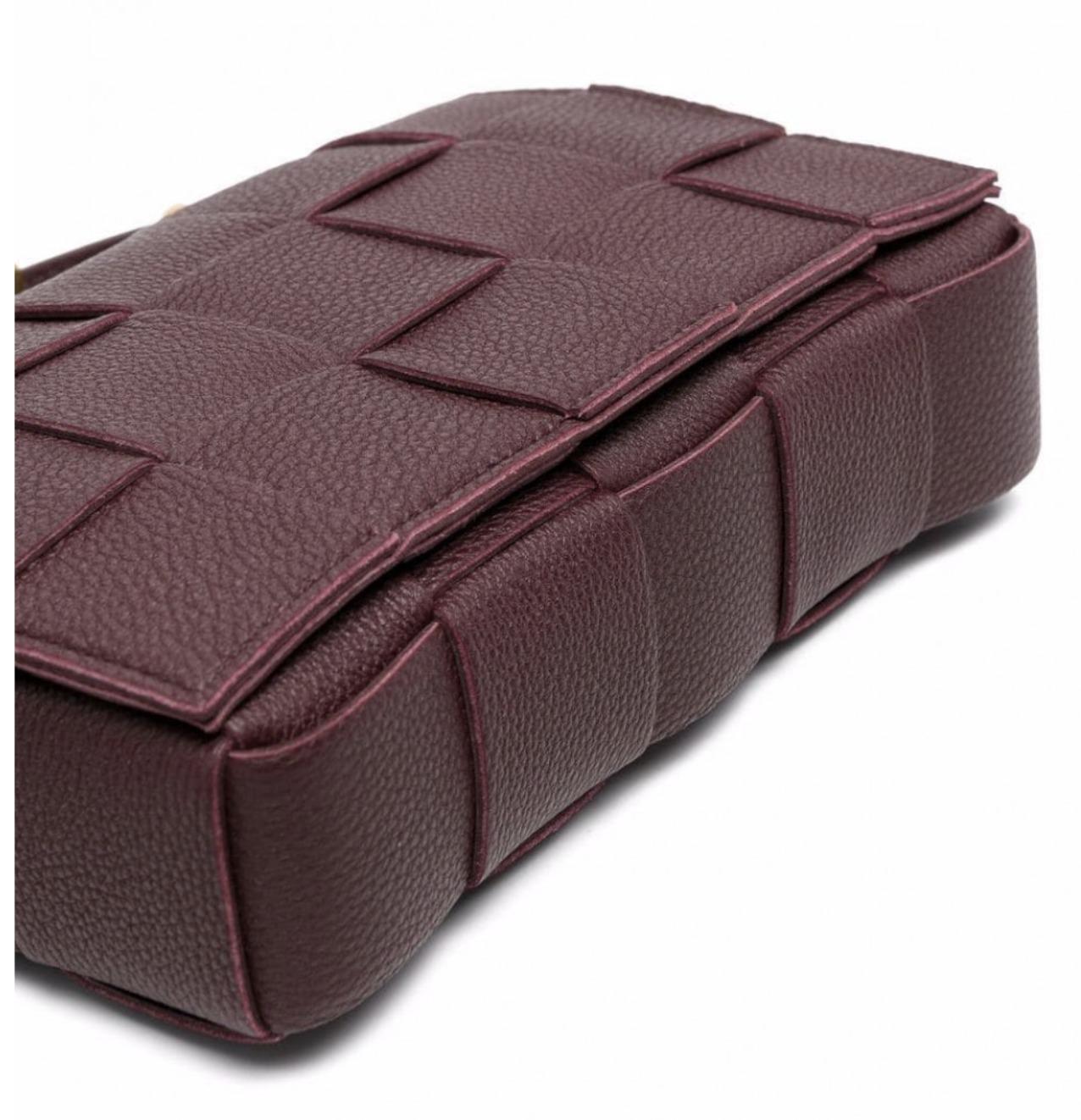 ボッテガベネタ Bottega Veneta クロスボディ イントレチャートレザー カセットショルダーバッグ 666870V17H16111