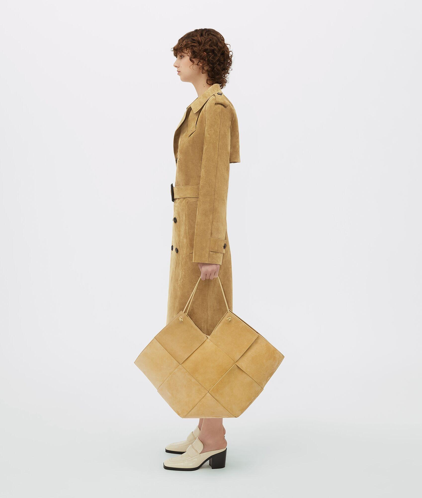 ボッテガヴェネタ BOTTEGA VENETA マキシイントレチャート トートバッグ ベージュ 652058 V0HS1 2664