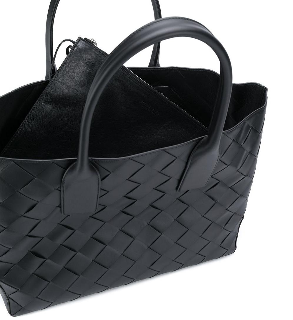 ボッテガヴェネタ BOTTEGA VENETA イントレチャート カーフ トートバッグ 629888 VCRU1 8803
