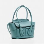 ボッテガヴェネタ BOTTEGA VENETA ハンドバッグ 2WAY レディース ミニ ザ・アルコ GOAT 600606 VA981 3418