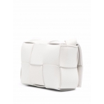 ボッテガベネタ BOTTEGA VENETA イントレチャートレザーミニバッグ ザ・カセット 666688 VMAY1 9009