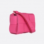 ボッテガベネタ BOTTEGA VENETA イントレチャートレザーミニバッグ ザ・カセット 666688 VMAY1 5618
