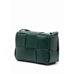 ボッテガベネタ BOTTEGA VENETA イントレチャートレザーミニバッグ ザ・カセット 666688 VMAY1 3035