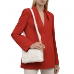 ボッテガベネタ Bottega Veneta クロスボディ イントレチャートレザー カセットショルダーバッグ 666870V17H19009