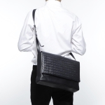 ボッテガヴェネタ BOTTEGA VENETA イントレチャート レザーショルダーバッグ  609419 VCPQ1 4202​
