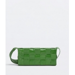 ボッテガヴェネタ BOTTEGA VENETA ユニセックス ザ・ストレッチ カセット ショルダーバッグ 629068 VCQ71 3754