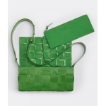 ボッテガヴェネタ BOTTEGA VENETA ユニセックス ザ・ストレッチ カセット ショルダーバッグ 629068 VCQ71 3754