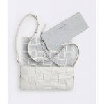 ボッテガヴェネタ BOTTEGA VENETA ユニセックス ザ・ストレッチ カセット ショルダーバッグ 629068 VCQ71 9005
