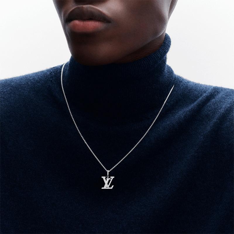 ルイヴィトン Louis Vuitton パンダンティフ LVイニシャル ネックレス Q93670
