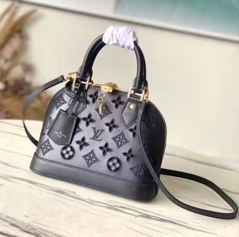 ルイヴィトン Louis Vuitton ハンドバッグ　アルマ ノワール M22878-01