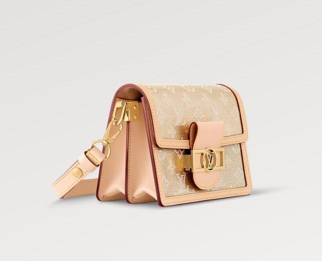 LOUIS VUITTON  モノグラム ドーフィーヌ MINI M22826